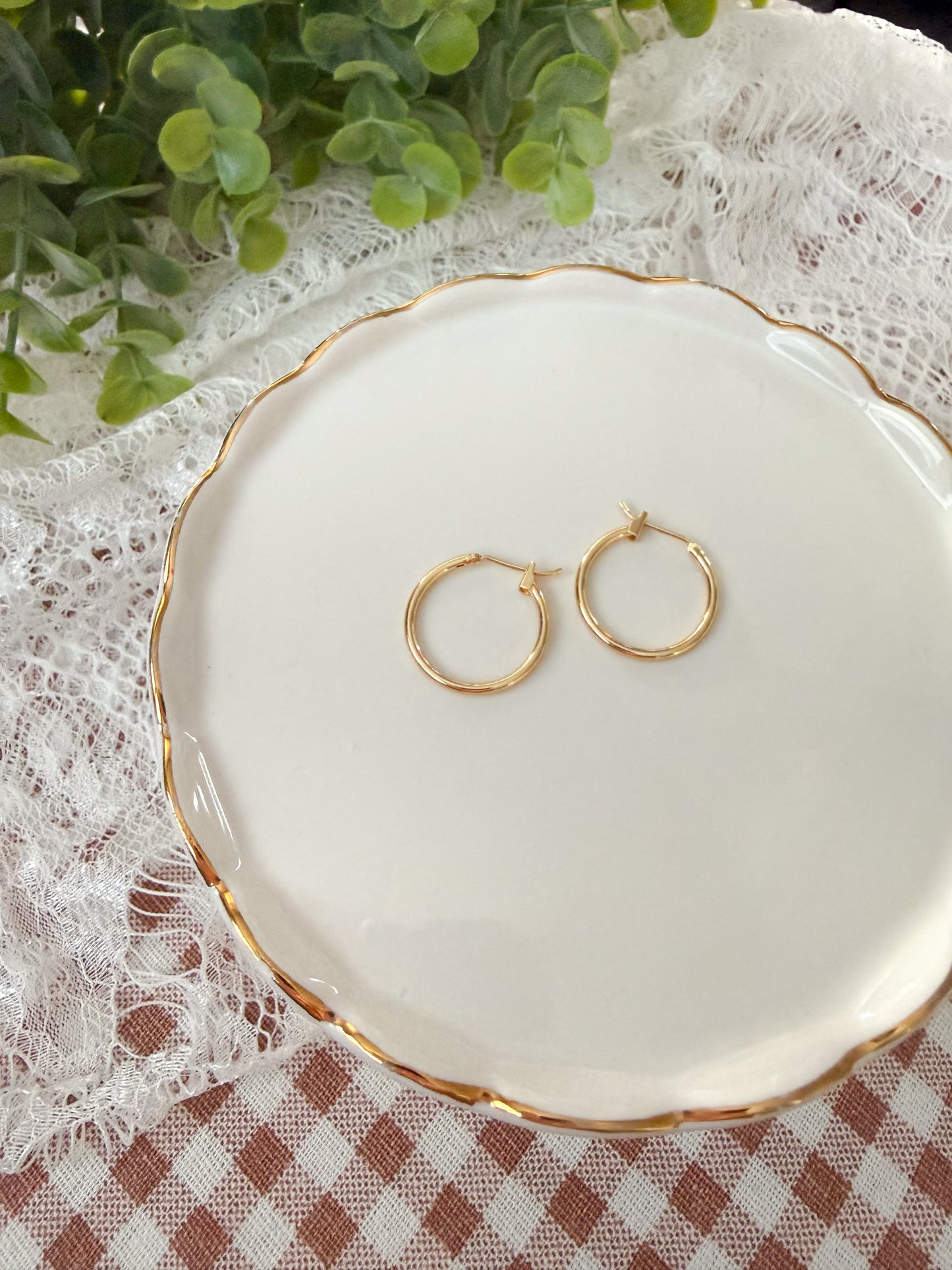 Gold Leverback Hoops (2pc)