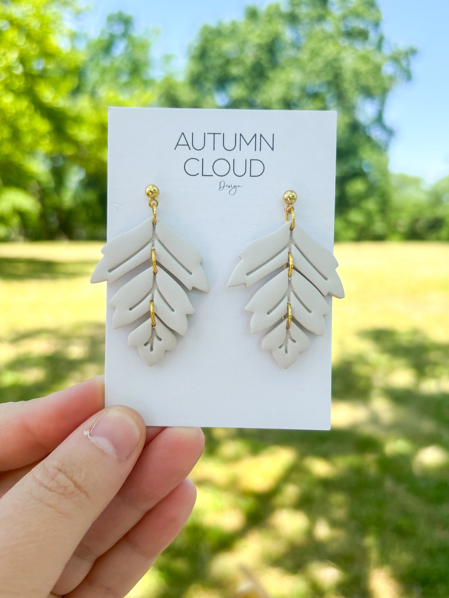 Tiered Leafy Dangles