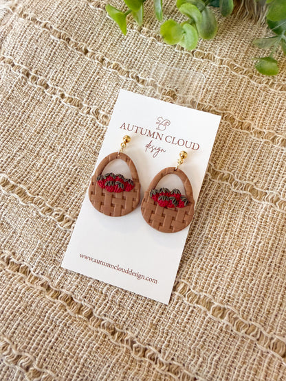 Strawberry Baskets (2 Variations)